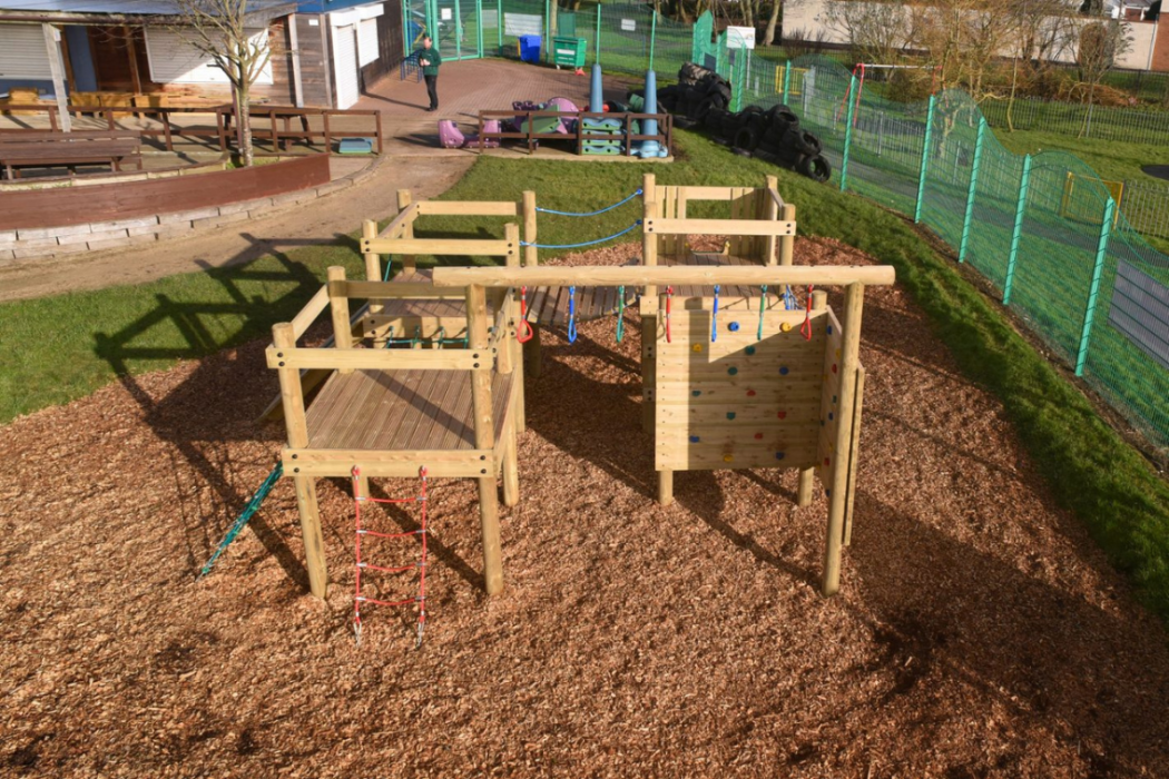 The Hut, Withernsea | Playground Equipment | Hand Made Places